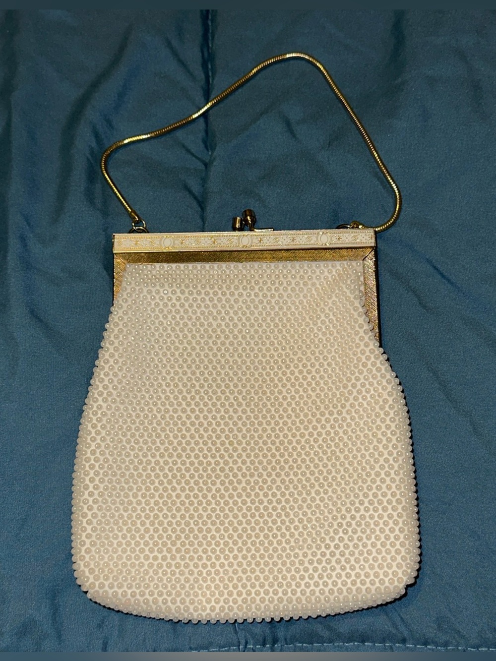 Vintage 1960s Faux Pearl Beaded Evening Bag – Gold Frame Purse